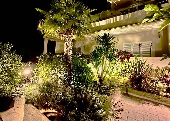 Center Exclusive Seaview For 4 Apartament Trogir