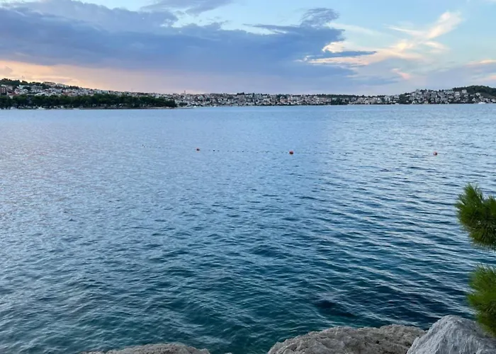 Apartament Center Exclusive Seaview For 4